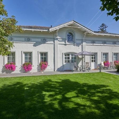 Apartment Mit Gartenblick Und Terrasse Baden Luaran gambar