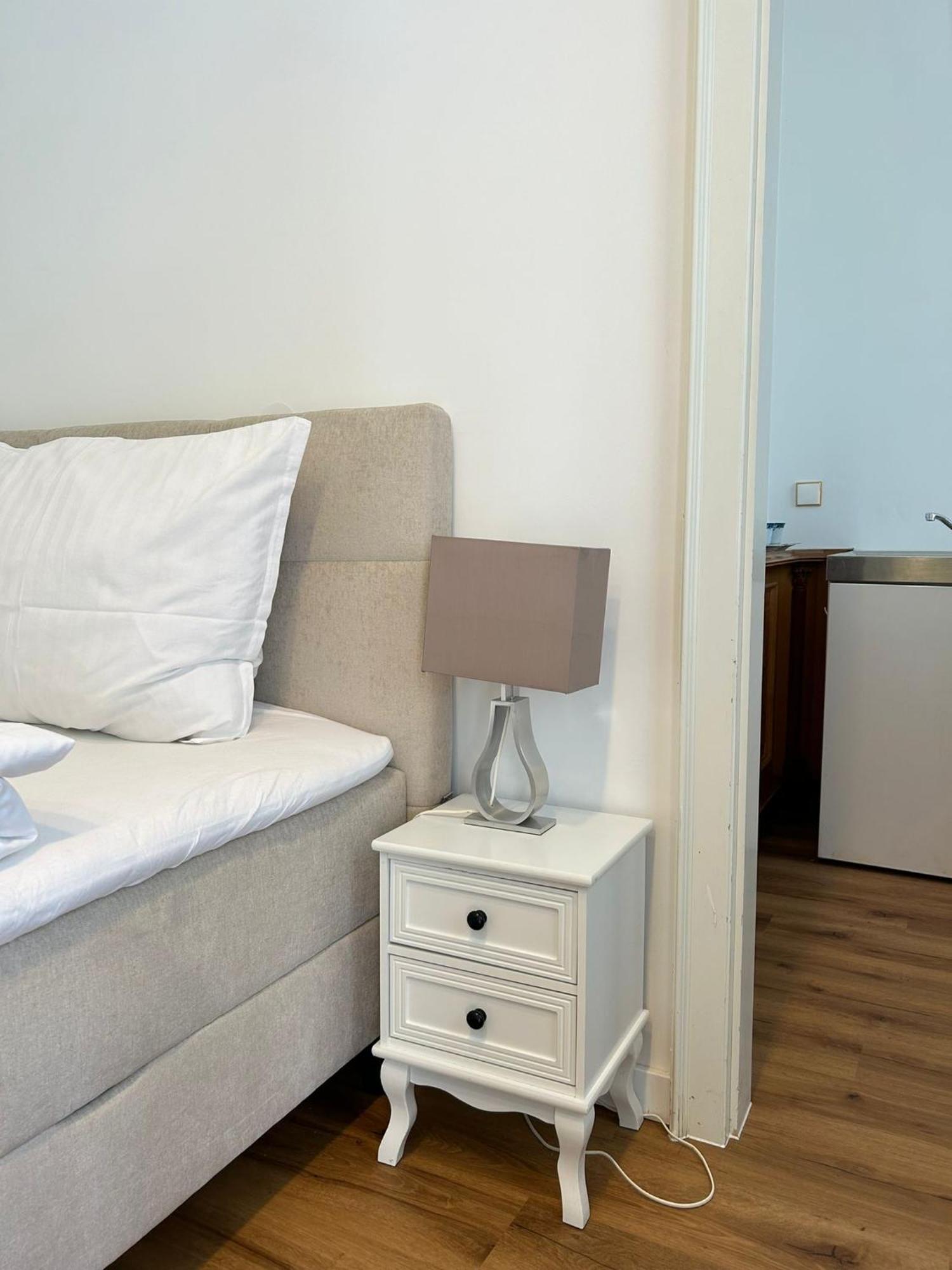 Apartment Mit Gartenblick Und Terrasse Baden Luaran gambar